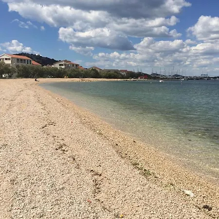 Apartman Kate - Wake Up To The Sea, Terrace, Garden & Parking, - Dalmatia