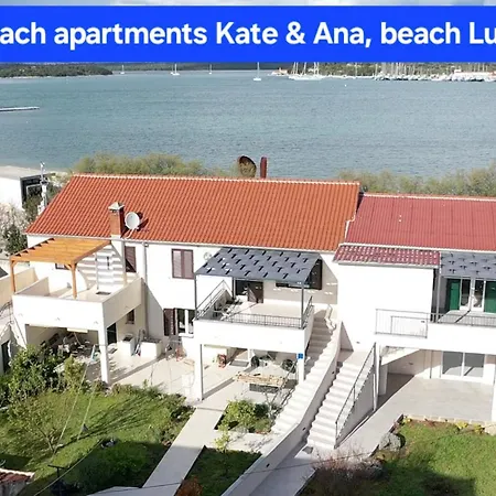 Kate - Wake Up To The Sea, Terrace, Garden & Parking, - Dalmatia Murter