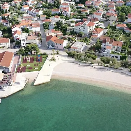 Kate - Wake Up To The Sea, Terrace, Garden & Parking, - Dalmatia Apartment