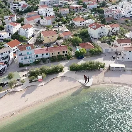 Kate - Wake Up To The Sea, Terrace, Garden & Parking, - Dalmatia Apartamento Murter