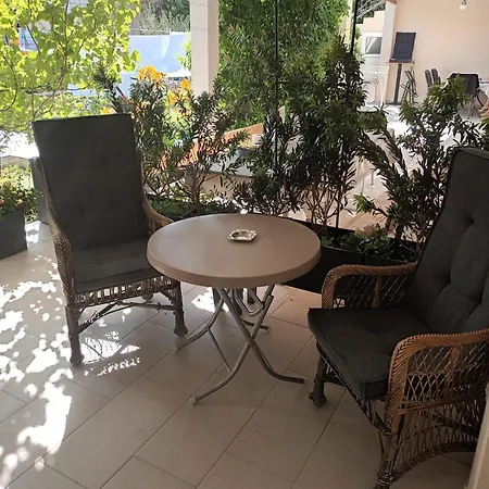 Kate - Wake Up To The Sea, Terrace, Garden & Parking, - Dalmatia