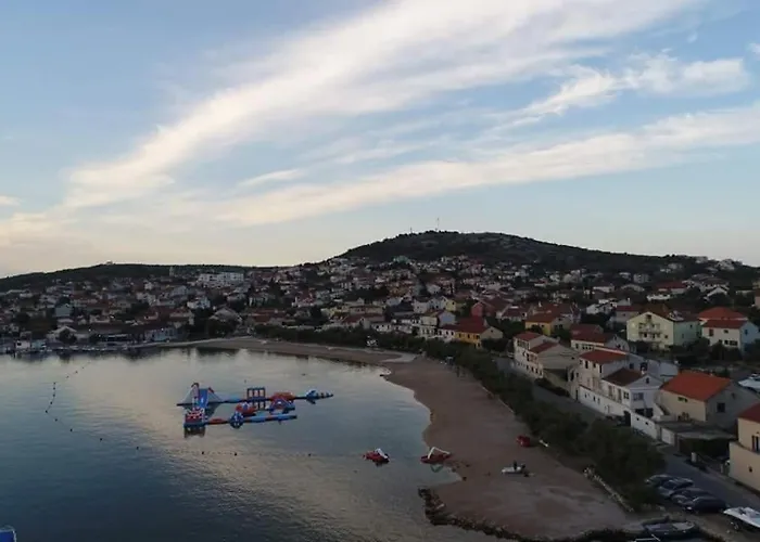 Kate - Wake Up To The Sea, Terrace, Garden & Parking, - Dalmatia * Murter