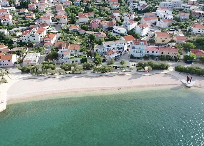 Apartamento Kate - Wake Up To The Sea, Terrace, Garden & Parking, - Dalmatia Murter