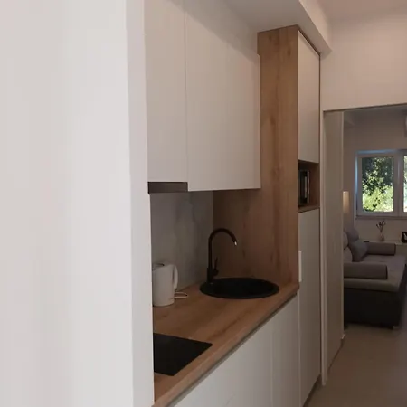 Апартаменты Kate - Wake Up To The Sea, Terrace, Garden & Parking, - Dalmatia