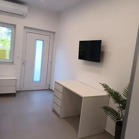 Kate - Wake Up To The Sea, Terrace, Garden & Parking, - Dalmatia * Муртер