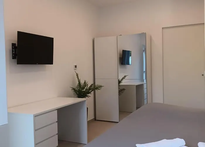 Kate - Wake Up To The Sea, Terrace, Garden & Parking, - Dalmatia Appartement *