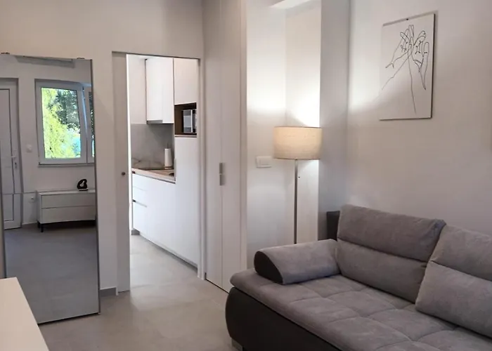 Kate - Wake Up To The Sea, Terrace, Garden & Parking, - Dalmatia Appartement Murter