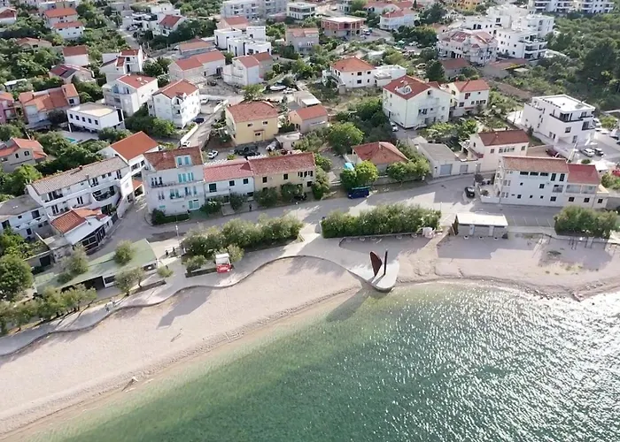 Kate - Wake Up To The Sea, Terrace, Garden & Parking, - Dalmatia Appartement Murter